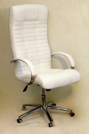 Кресло для руководителя Атлант КВ-02-131111-0402 в Лесном - lesnoy.mebel24.online | фото 3